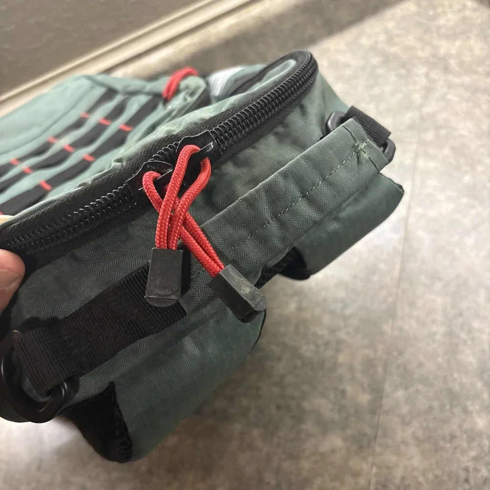Lew's 3700 Sling Tackle Bag Fishing Tactical Green American Hero Very Good Cond.
